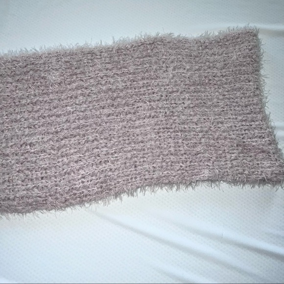 Chico’s Scarf Infinity Women Pink Soft Texture Charm Neck Warmer Rectangle C1 - Picture 3 of 10